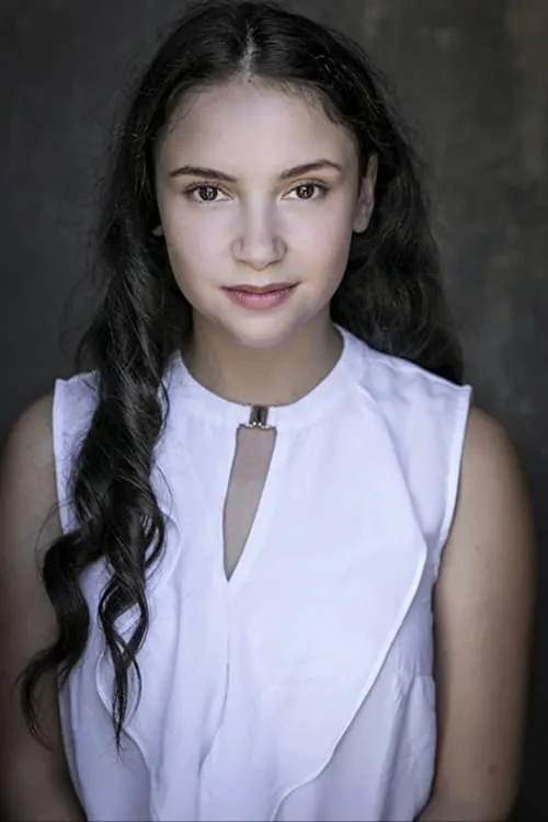 Phoenix Cross en su biografía y filmografía