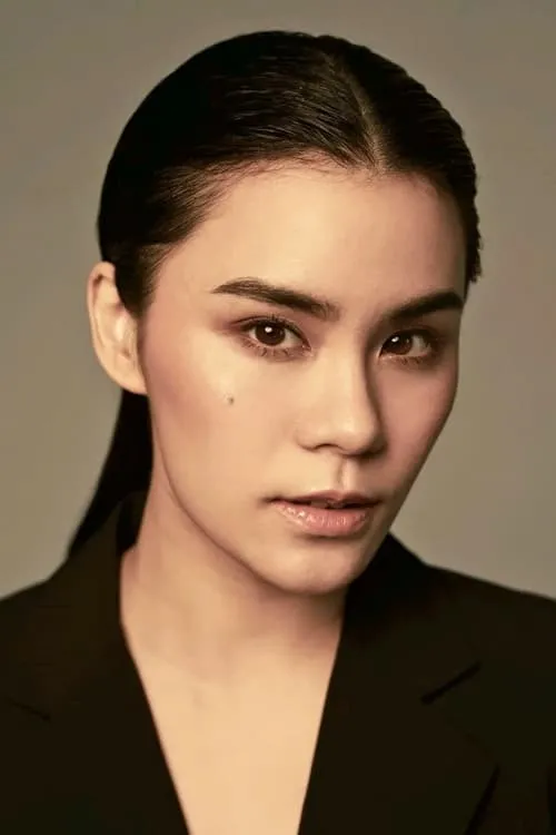 Sakrat Ruekthamrong ha trabajado con Pimdao Panichsamai en 2 ocasiones