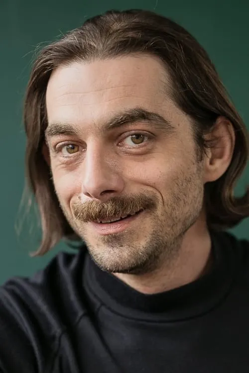 Piotr Czarniecki interpretando a Conductor