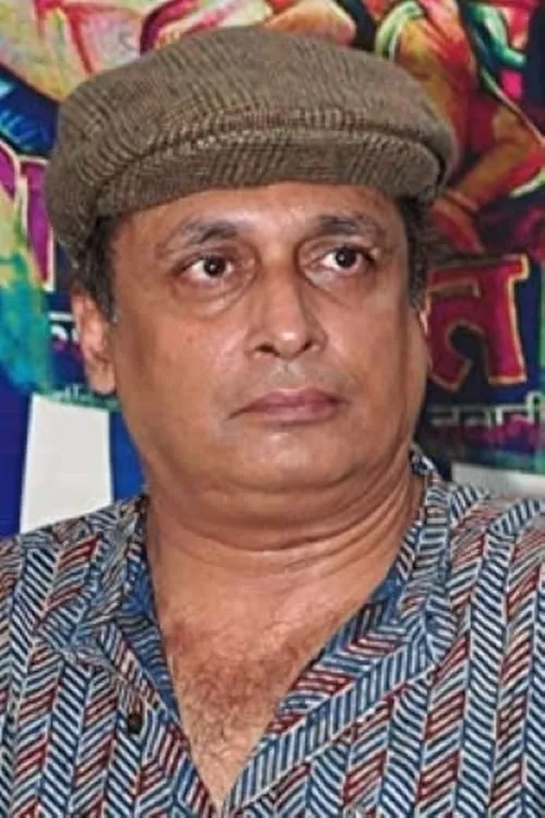 Piyush Mishra interpretando a