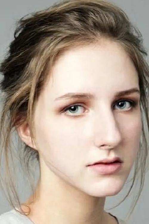 Полина Виторган interpretando a 