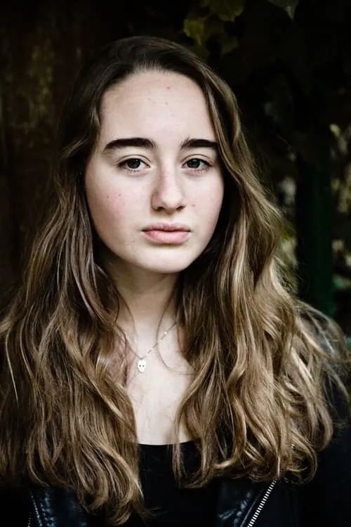 Constance Rousseau ha trabajado con Poppée Bashung en 1 ocasiones