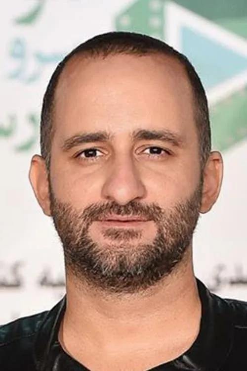 Pouria Rahimisam — personaje: Kazem (Kazi)