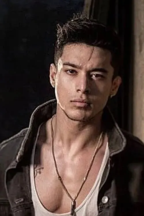 Pratik Sehajpal — personaje: Rahil