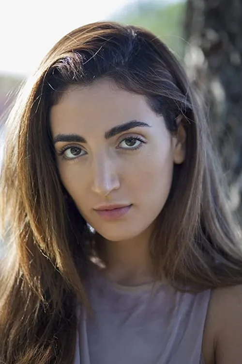 Kofi Yiadom ha trabajado con Priscilla Doueihy en 1 ocasiones