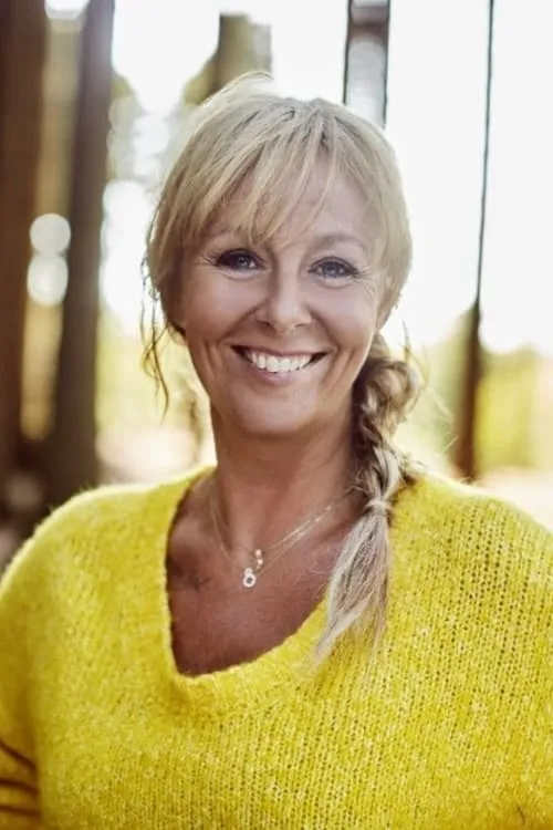 Puk Elgård — personaje: Host