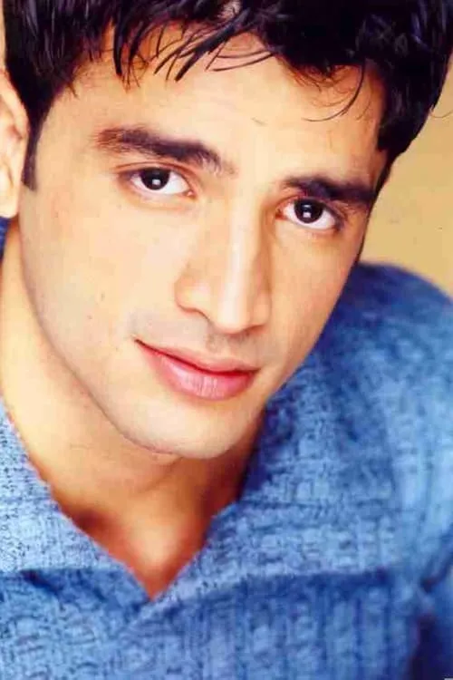 Puneet Sachdev — personaje: Kabir Raichand