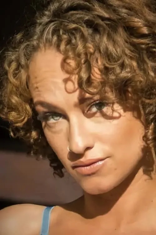 Evie Rees ha trabajado con Pussy Kat en 1 ocasiones