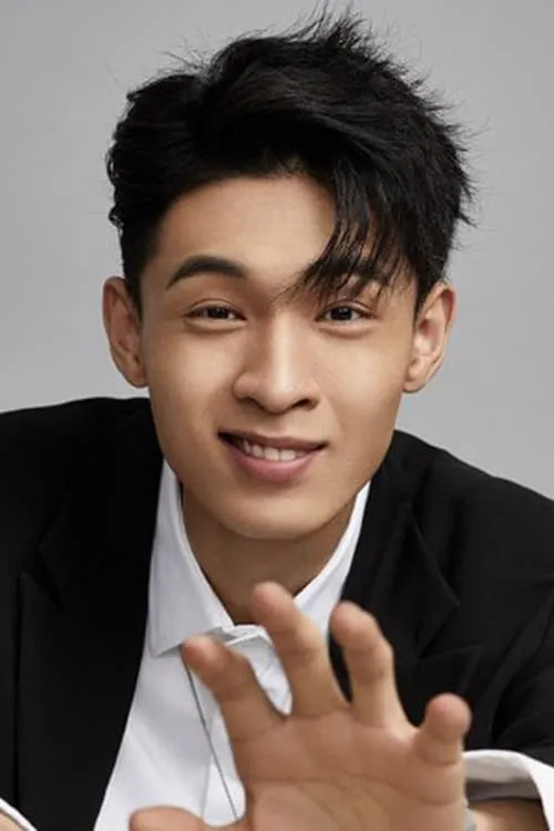 Qin Xiaoxian en su biografía y filmografía