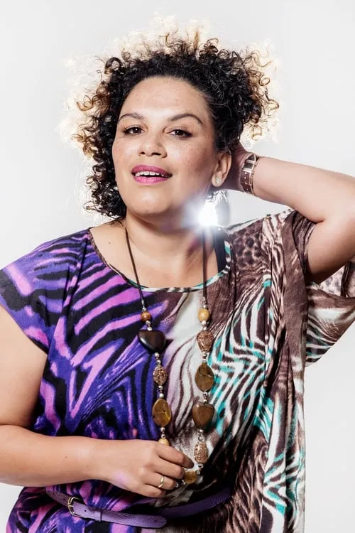 Vinette Ebrahim ha trabajado con Quanita Adams en 1 ocasiones