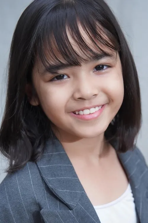 Cleo Haura ha trabajado con Queen Lubis en 1 ocasiones