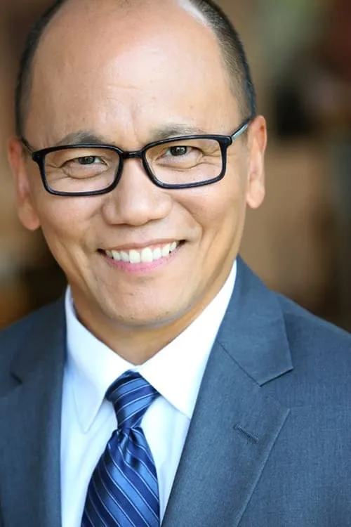 Radmar Agana Jao interpretando a Phil