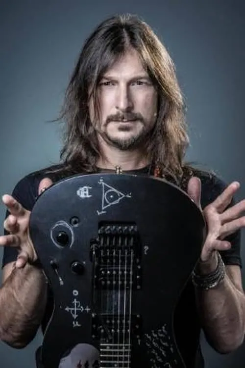 Fabio Lione ha trabajado con Rafael Bittencourt en 4 ocasiones