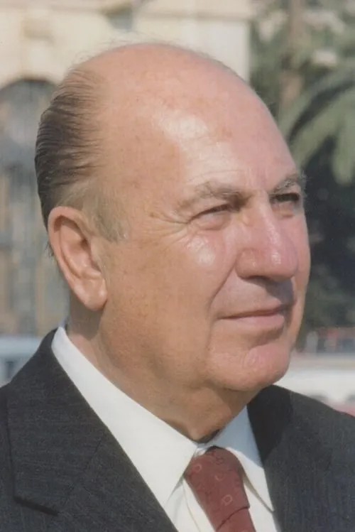 José Luis Castro de Paz ha trabajado con Rafael Gil en 1 ocasiones