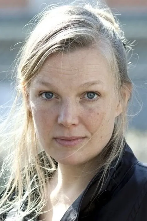 Thomas Douglas ha trabajado con Rahel Hubacher en 2 ocasiones