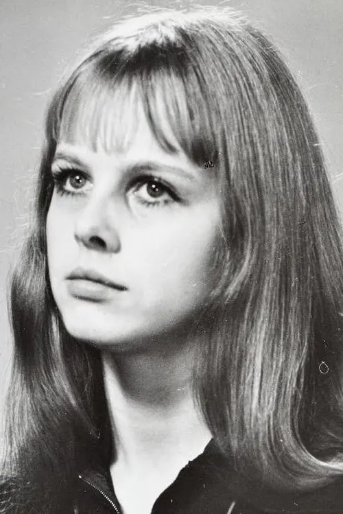 Raili Jõeäär interpretando a