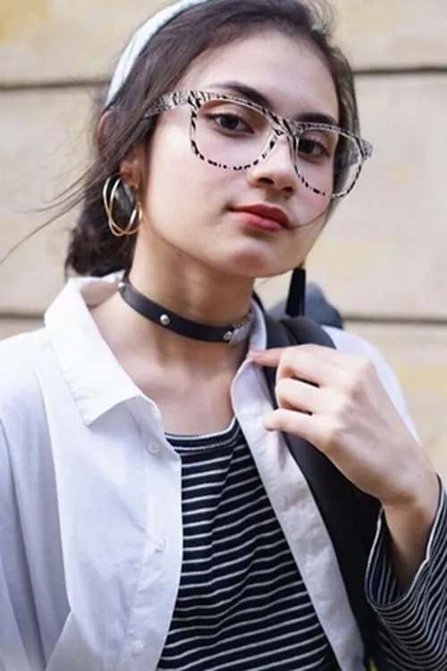 Eistevanya Alexandra ha trabajado con Raisya Bawazier en 1 ocasiones