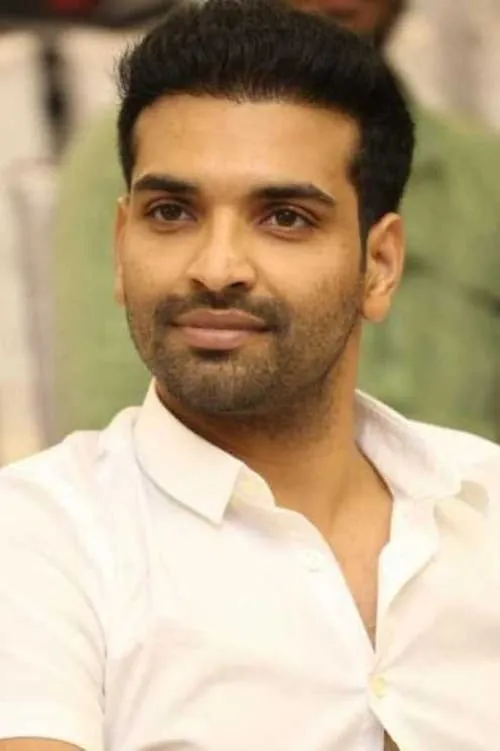 Raja Chembolu — personaje: Karunakar Sharma