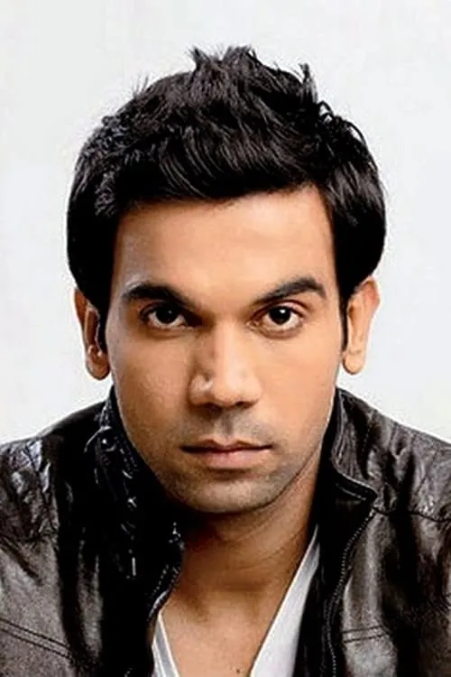 Rajkummar Rao interpretando a Devrath Kulkarni
