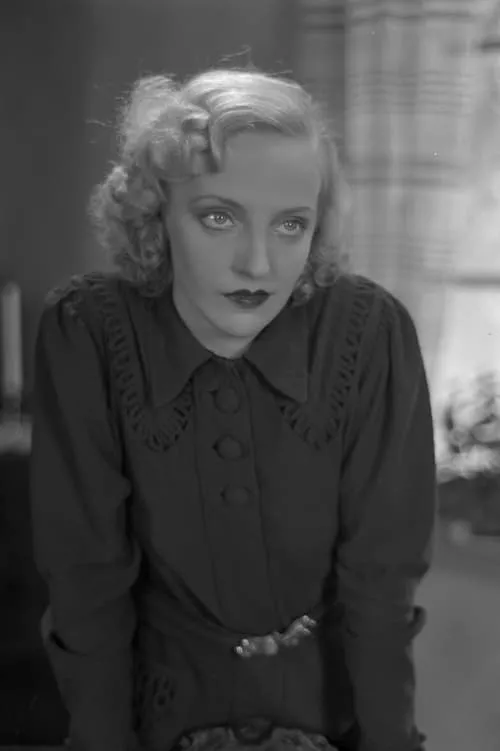 Birgit Nuotio ha trabajado con Rakel Linnanheimo en 2 ocasiones