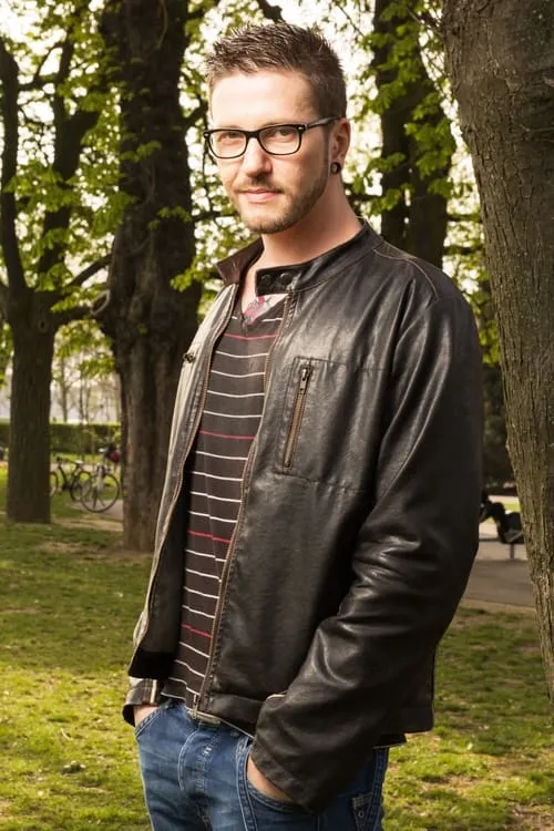 Ralph Schaefer — personaje: Nikolaus