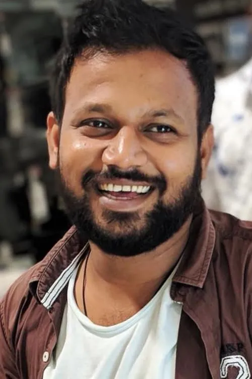 Ram Naresh Diwakar interpretando a Natthi