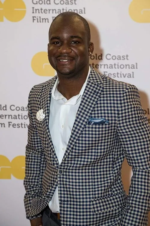 Ramfis Myrthil interpretando a Duane