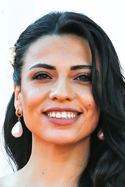 Rana Asgarova interpretando a Bride