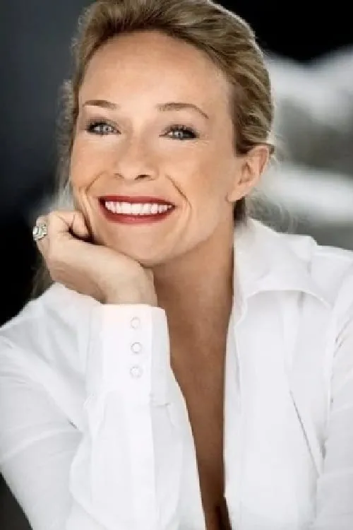 Randall Carpenter interpretando a Anthea