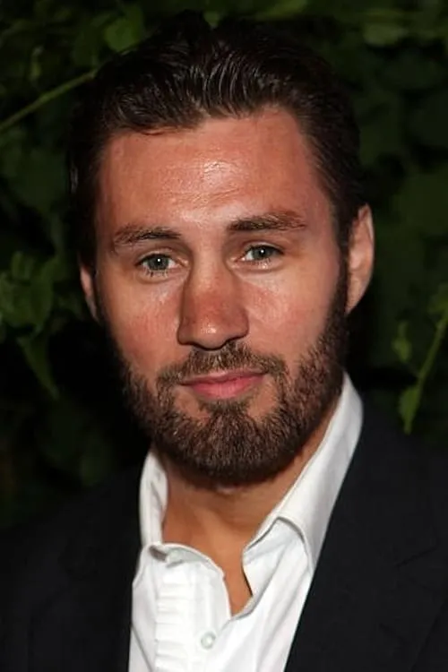 Randy Ryan interpretando a Soccer Dad