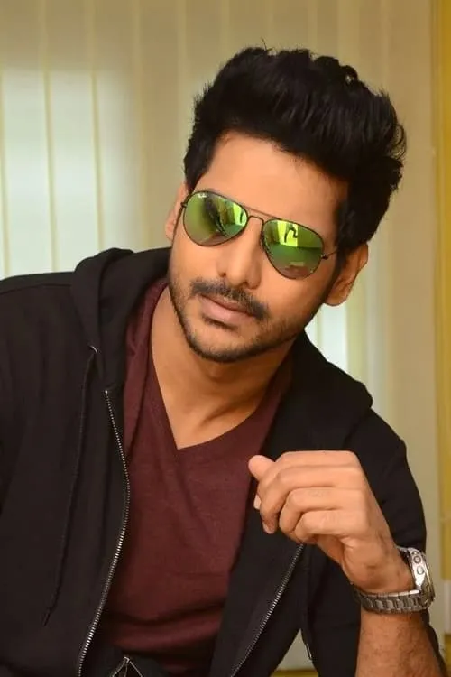 Ranjith Sommi interpretando a abhi