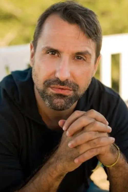 Raphael Alvarez en su biografía y filmografía