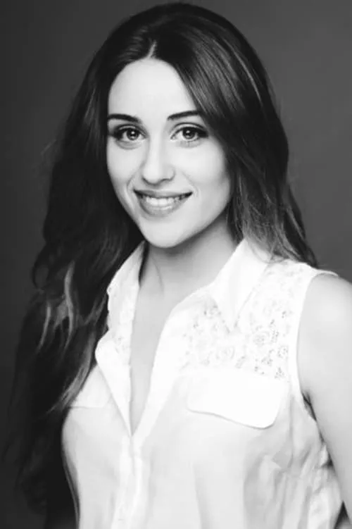 Raquel Aragón interpretando a Nanny