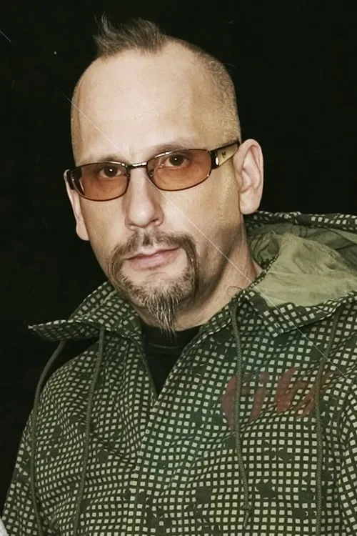 E-Type ha trabajado con Rasmus Lindvall en 2 ocasiones