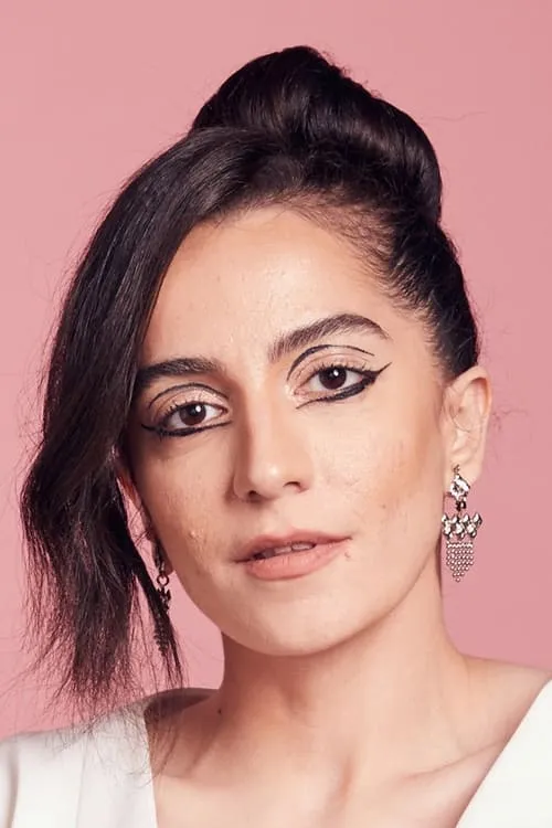 Alina Khan ha trabajado con Rasti Farooq en 1 ocasiones