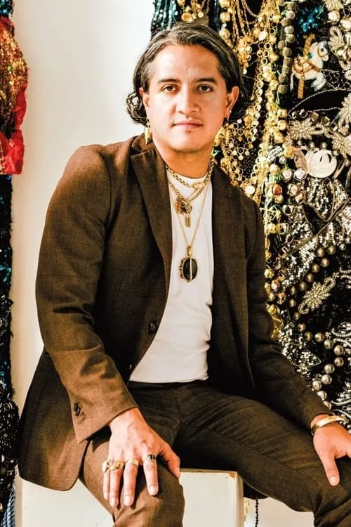 Leilah Weinraub ha trabajado con Raul de Nieves en 3 ocasiones