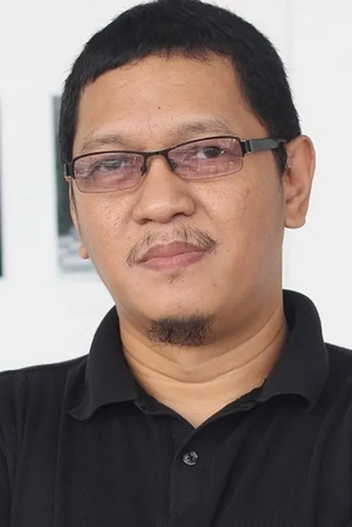 Jeffrey Jeturian ha trabajado con Raymond Red en 1 ocasiones