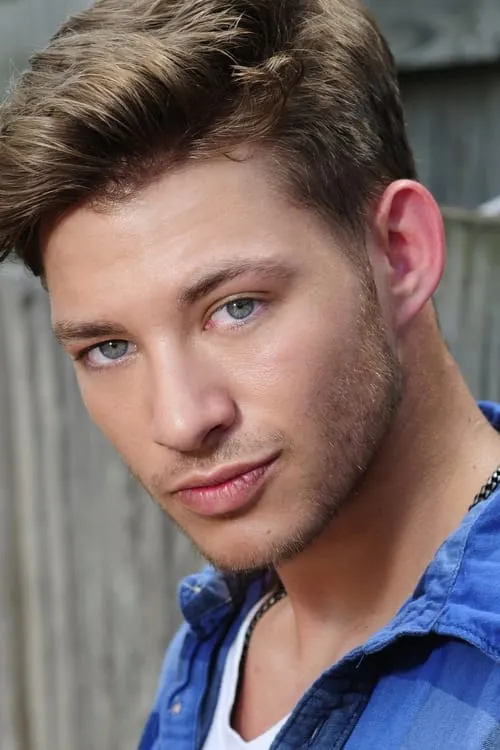 Raymond Roberts interpretando a Calvin