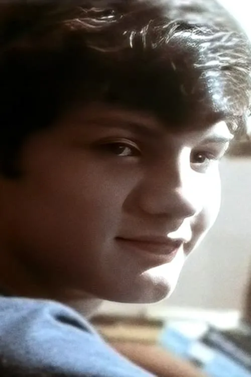 Kevin Lediz ha trabajado con Raymond en 1 ocasiones