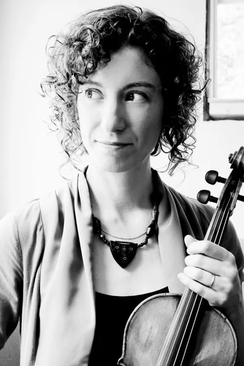 Talon Satepauhoodle ha trabajado con Rayna Gellert en 1 ocasiones