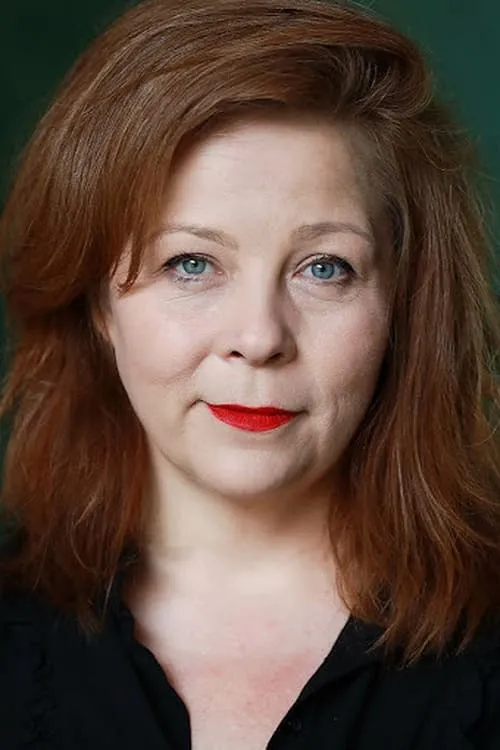 Rebecca Raybone — personaje: Gillian