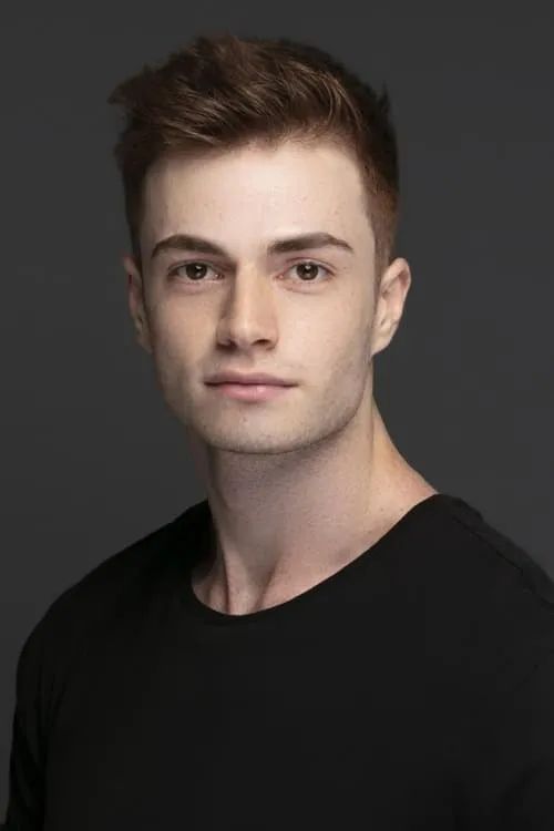 Recep Usta interpretando a 