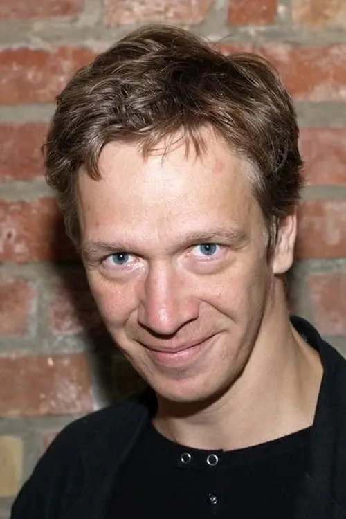 Rednar Annus en su biografía y filmografía