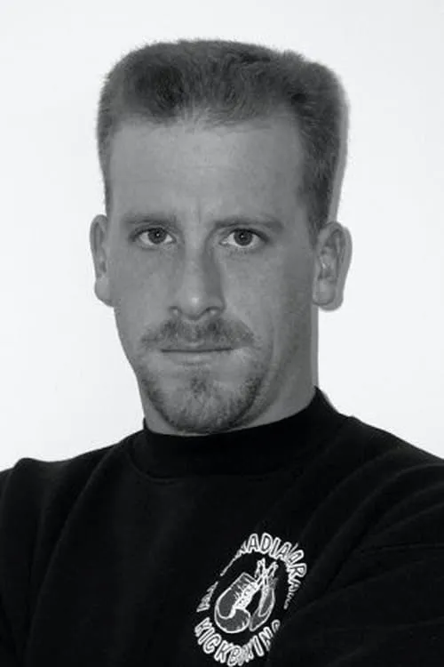 Regan Moore en su biografía y filmografía