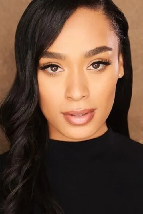 Danielle Vega ha trabajado con Regina Oliver en 1 ocasiones