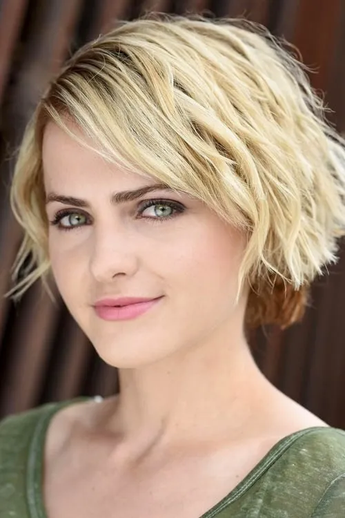 Reine Swart interpretando a Allison