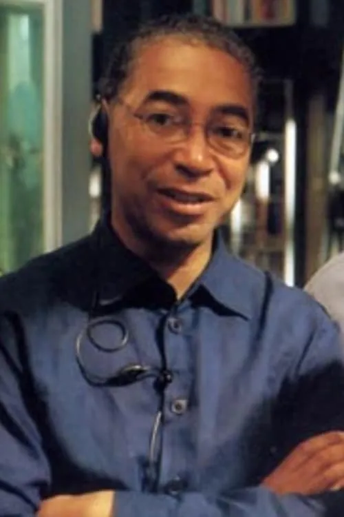 M. David Mullen ha trabajado con Remi Adefarasin en 1 ocasiones