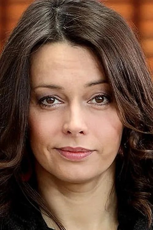 Renata Dancewicz interpretando a Sister-in-law of Andrzej / Aniela