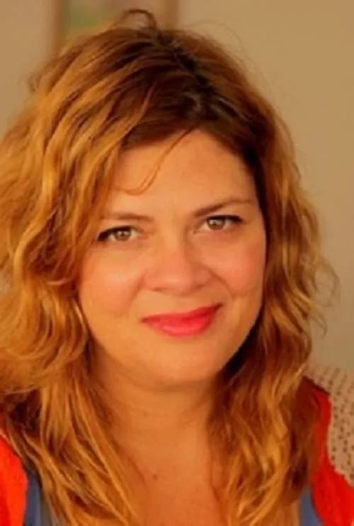 Adelina Pontual ha trabajado con Renata Pinheiro en 1 ocasiones