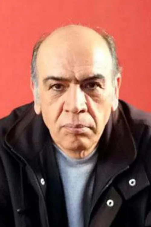 Reza Feyznorouzi — personaje: Premier Etemad-ol-Molk Deylami